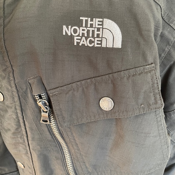 Free Shipping. North Face Used. New Price! $125 reduced. - Picture 4 of 5